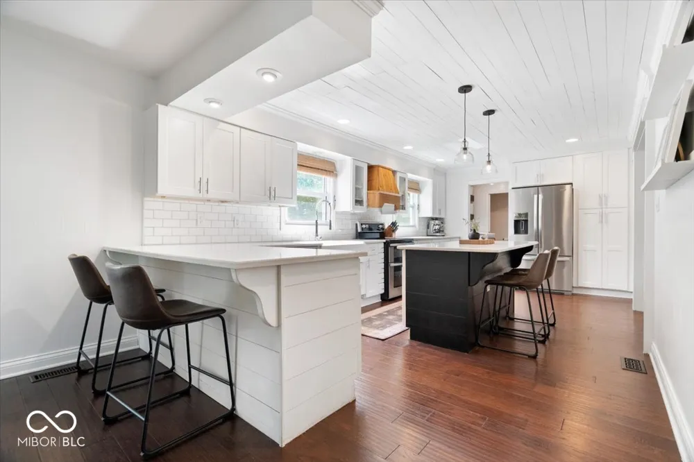 570 S Harbour Noblesville, IN 46062