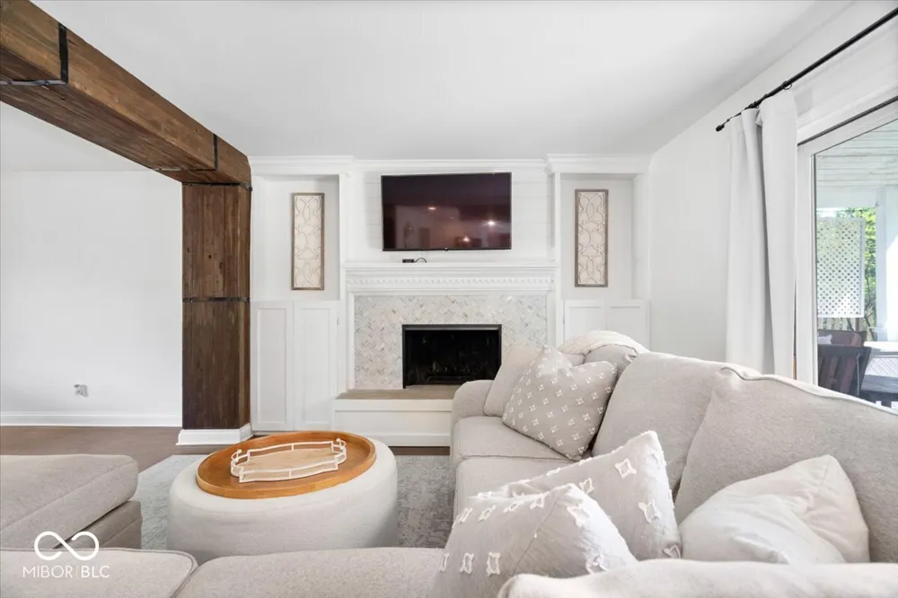 570 S Harbour Noblesville, IN 46062