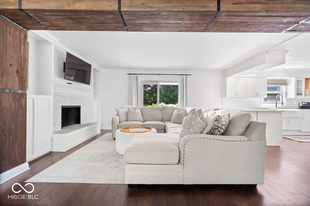 570 S Harbour Noblesville, IN 46062