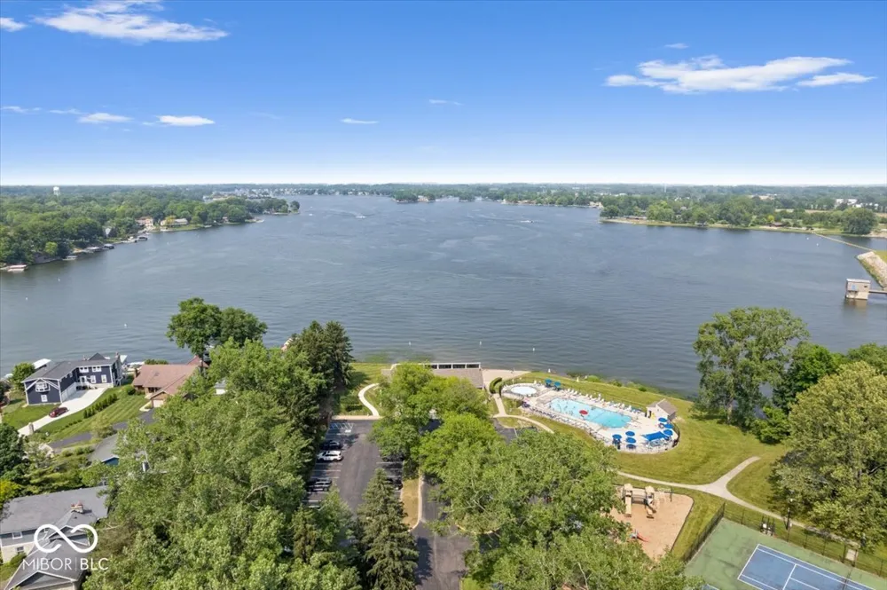 570 S Harbour Noblesville, IN 46062