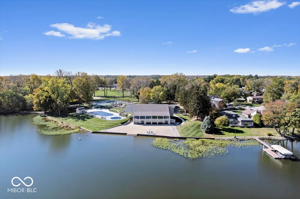 570 S Harbour Noblesville, IN 46062