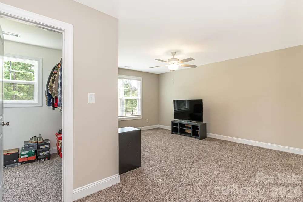 1205 Palestine Road Linden, NC 28356