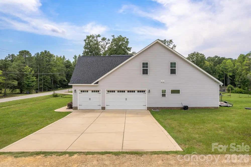 1205 Palestine Road Linden, NC 28356