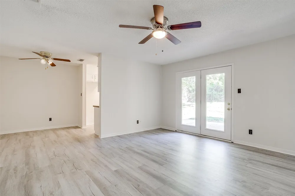 1104 Julie Street Weatherford, TX 76086