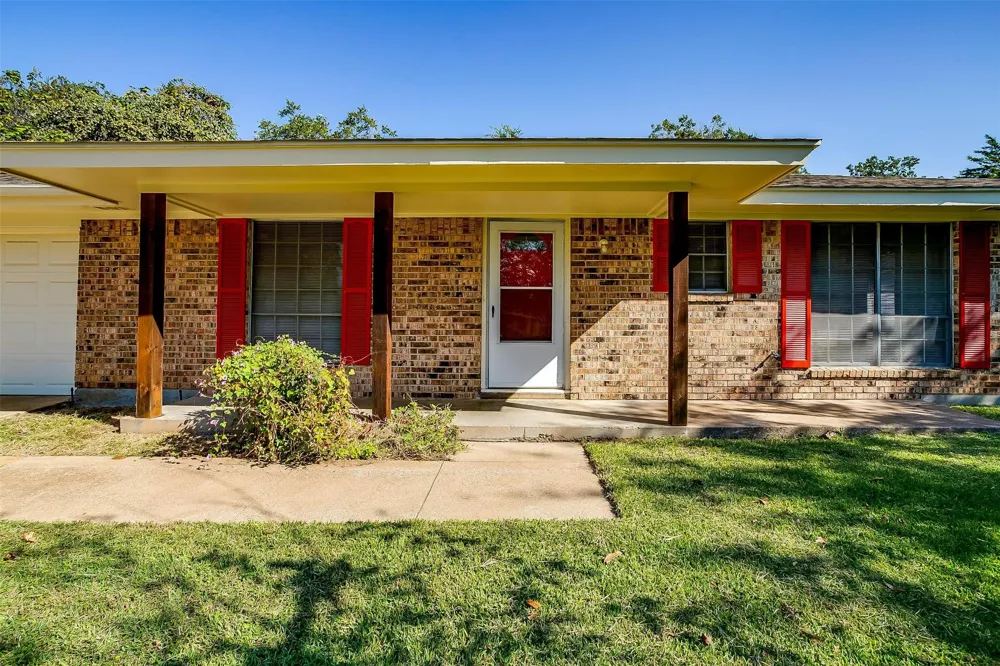 1104 Julie Street Weatherford, TX 76086