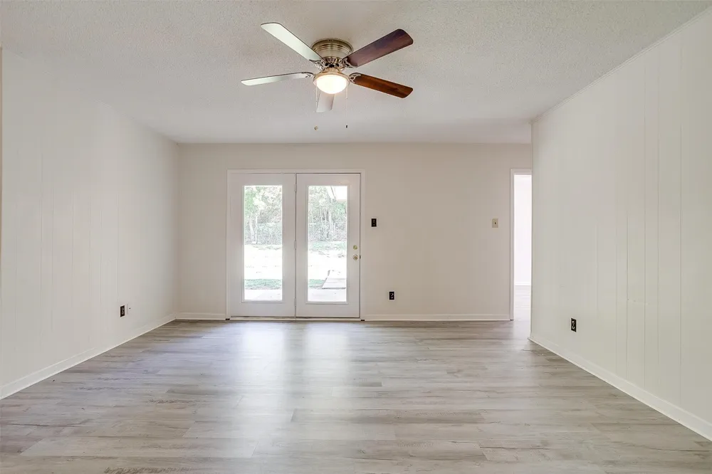 1104 Julie Street Weatherford, TX 76086