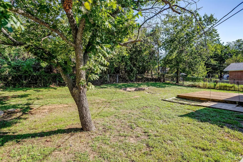 1104 Julie Street Weatherford, TX 76086