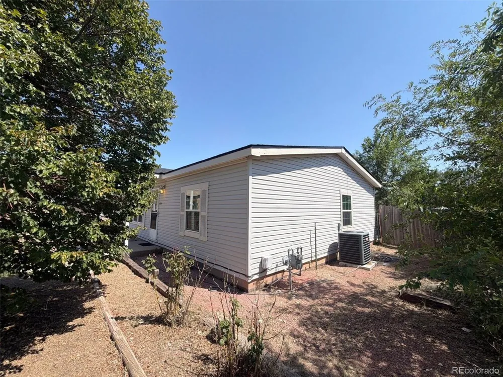 604 Polk Street La Junta, CO 81050