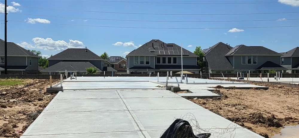 8514 Light Rail Drive Fulshear, TX 77441