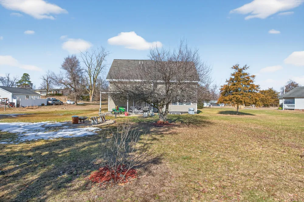 129 Kathy Lane Brooklyn, MI 49230