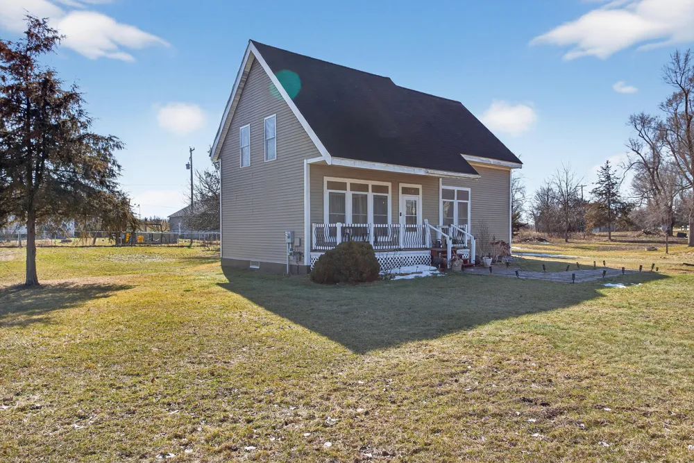 129 Kathy Lane Brooklyn, MI 49230