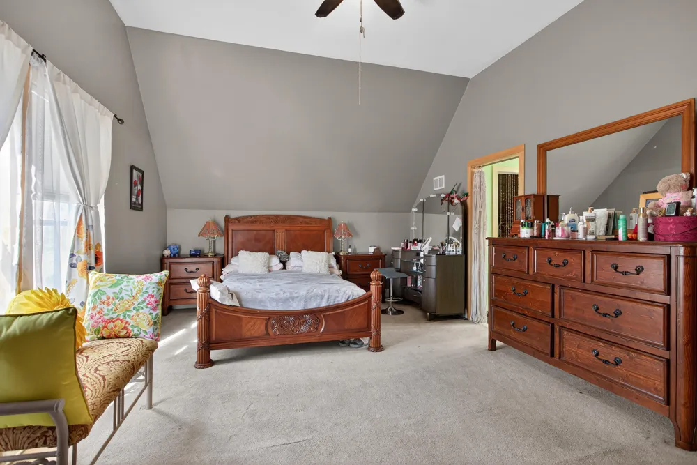 129 Kathy Lane Brooklyn, MI 49230