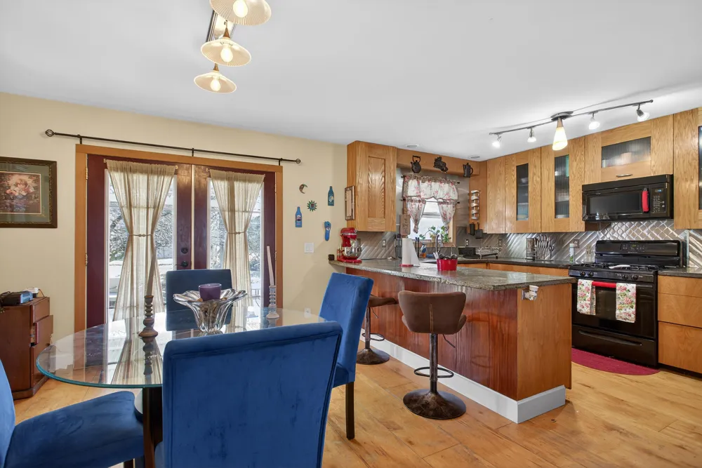 129 Kathy Lane Brooklyn, MI 49230