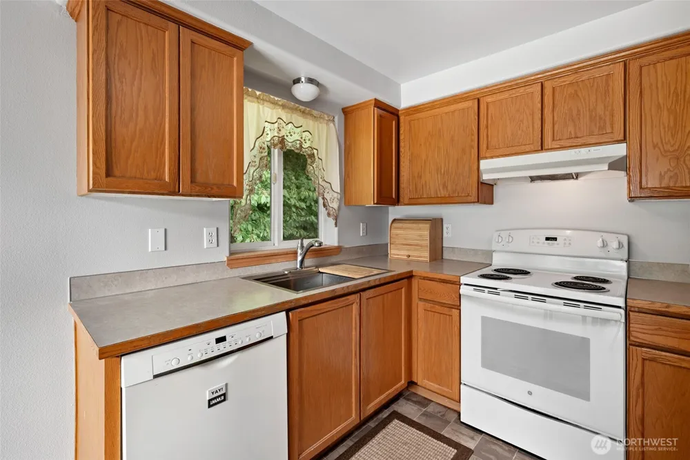 7226 Franks Place Concrete, WA 98237