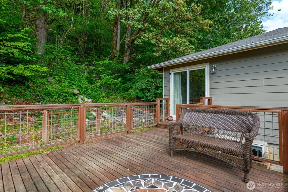 7226 Franks Place Concrete, WA 98237