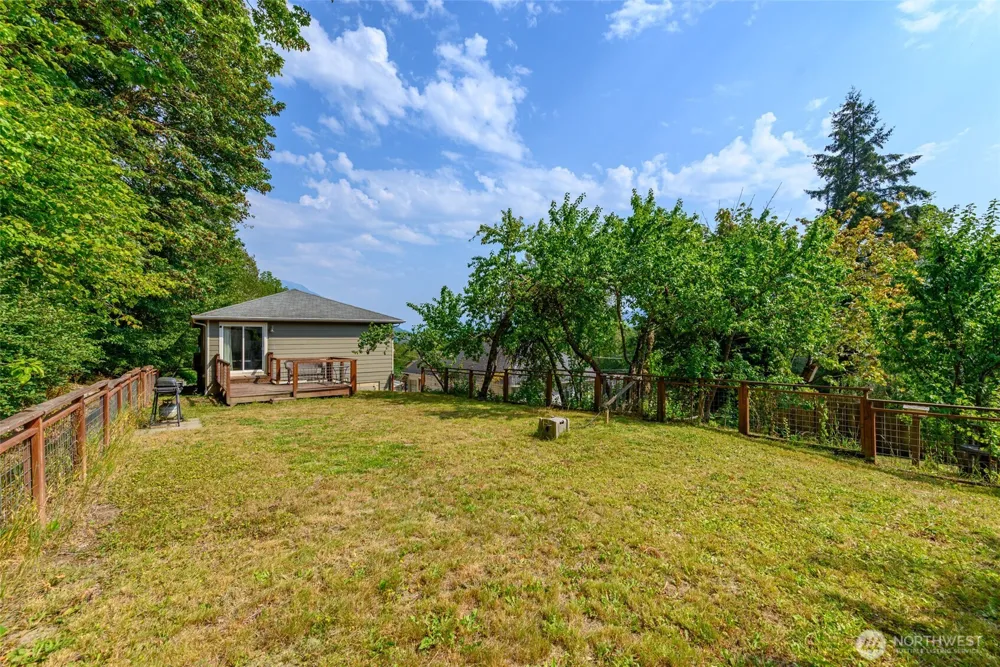 7226 Franks Place Concrete, WA 98237