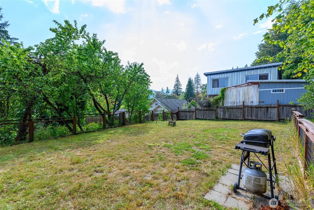 7226 Franks Place Concrete, WA 98237