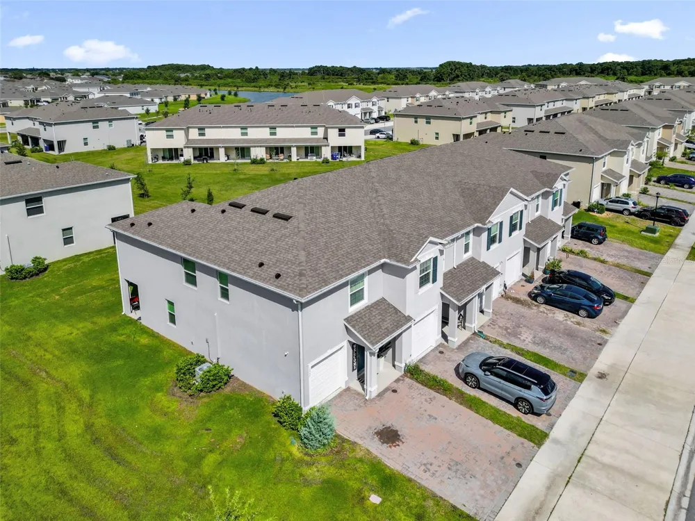 1359 ISLETA LOOP Kissimmee, FL 34741