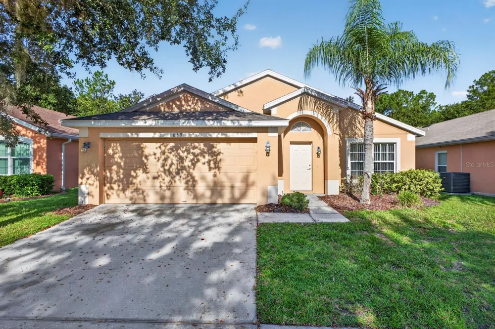 839 SANDY RIDGE DRIVE Davenport, FL 33896