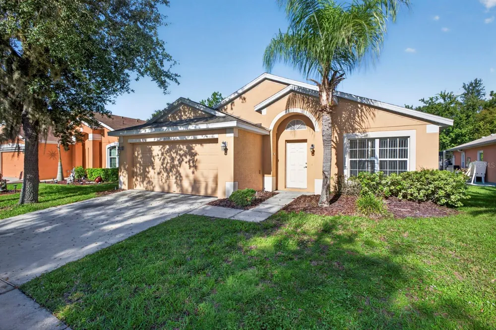 839 SANDY RIDGE DRIVE Davenport, FL 33896