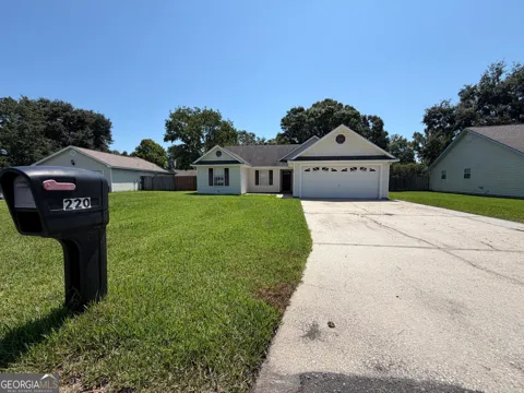 220 Chestnut CT