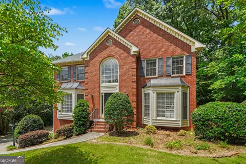 4540 Apache CT NW