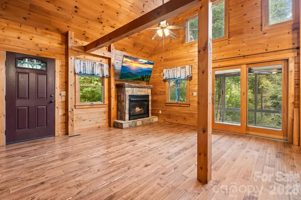 7803 Nc 183 Newland, NC 28657