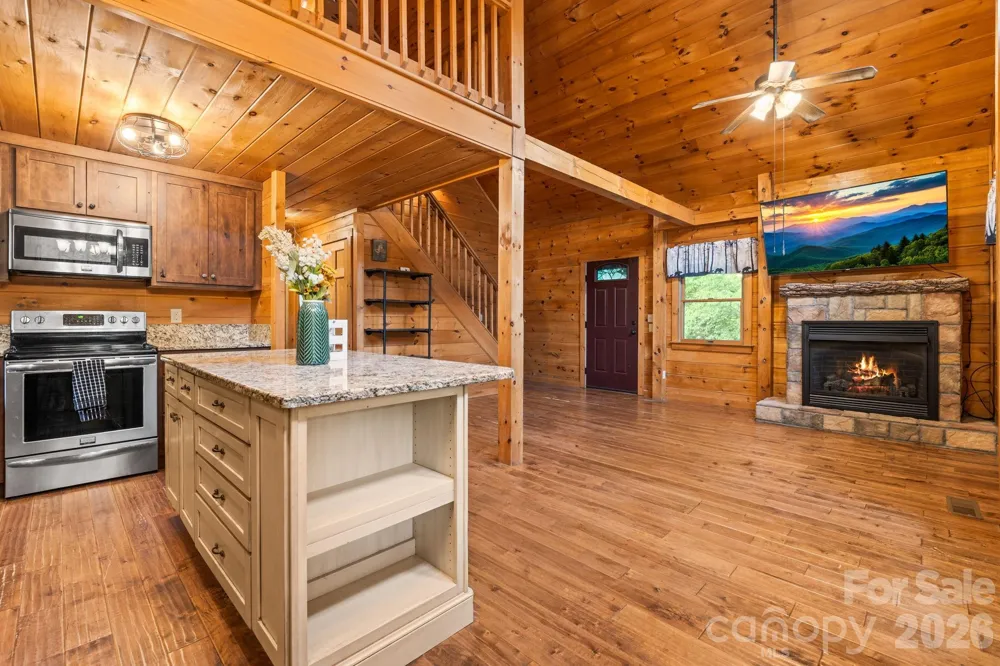 7803 Nc 183 Newland, NC 28657