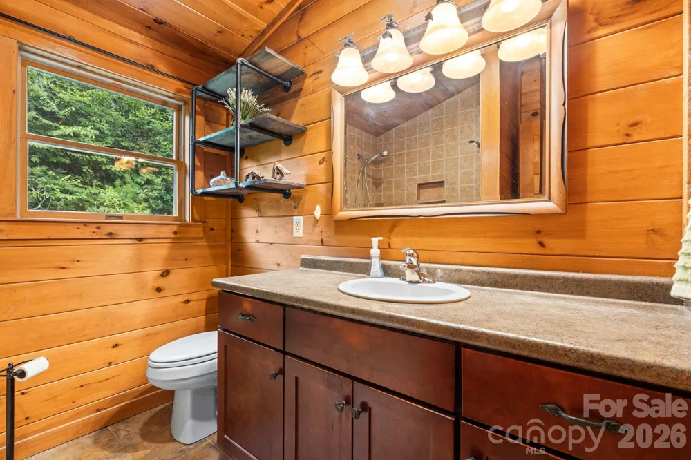7803 Nc 183 Newland, NC 28657