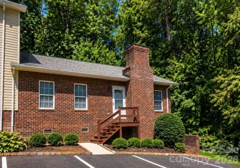 1491 20th Avenue NE #6