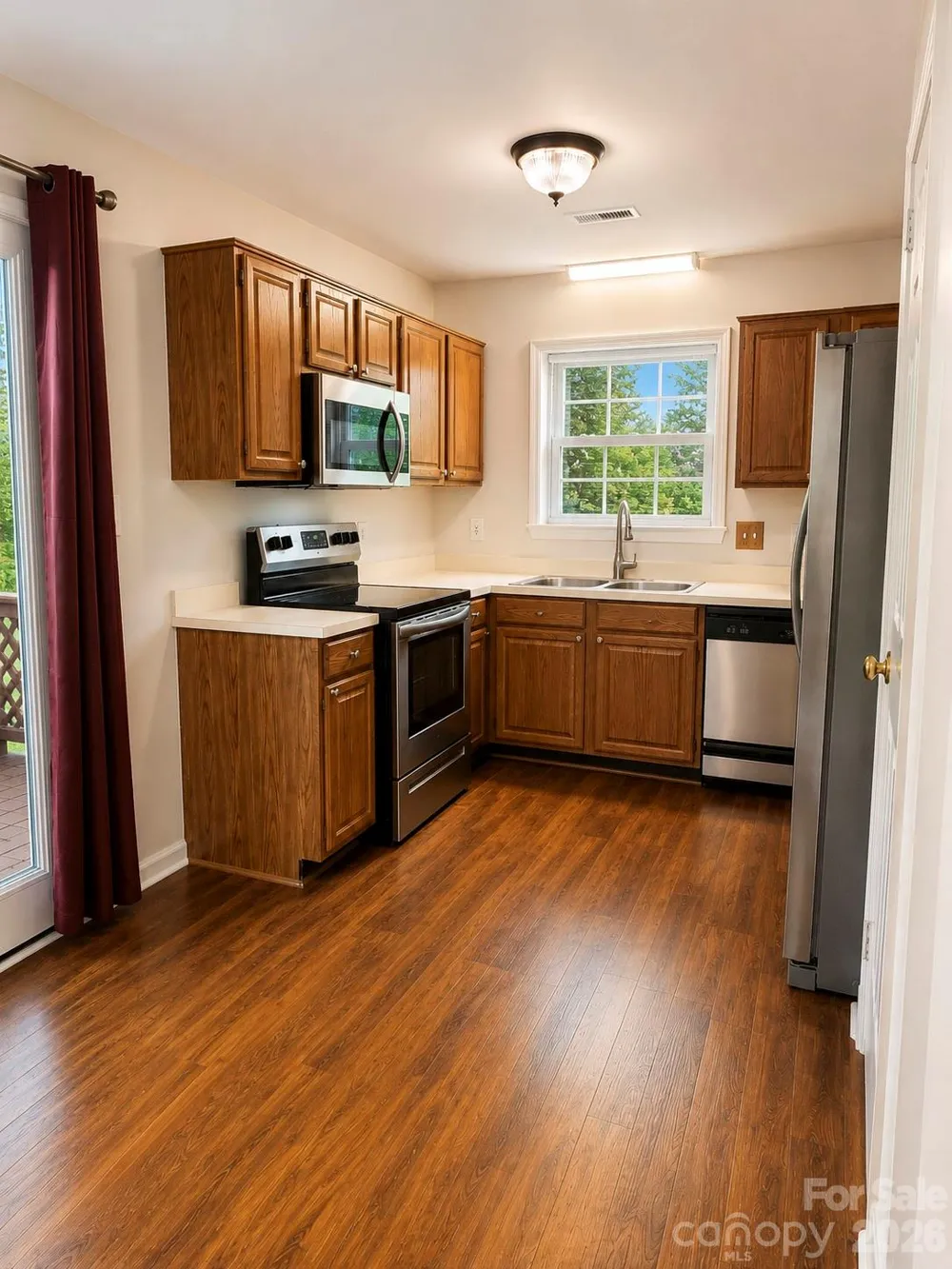 1491 20th Avenue NE #6 Hickory, NC 28601