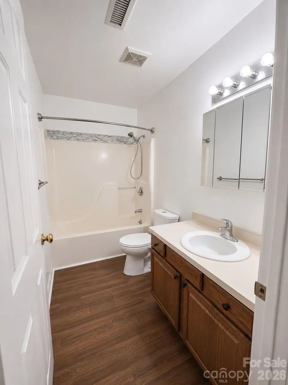 1491 20th Avenue NE #6 Hickory, NC 28601