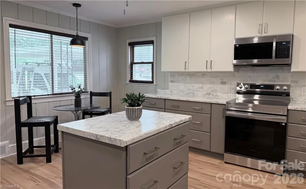 323 Western Boulevard Lexington, NC 27295