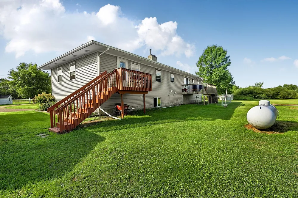 17311 Highway 23 NE Oak Park, MN 56357