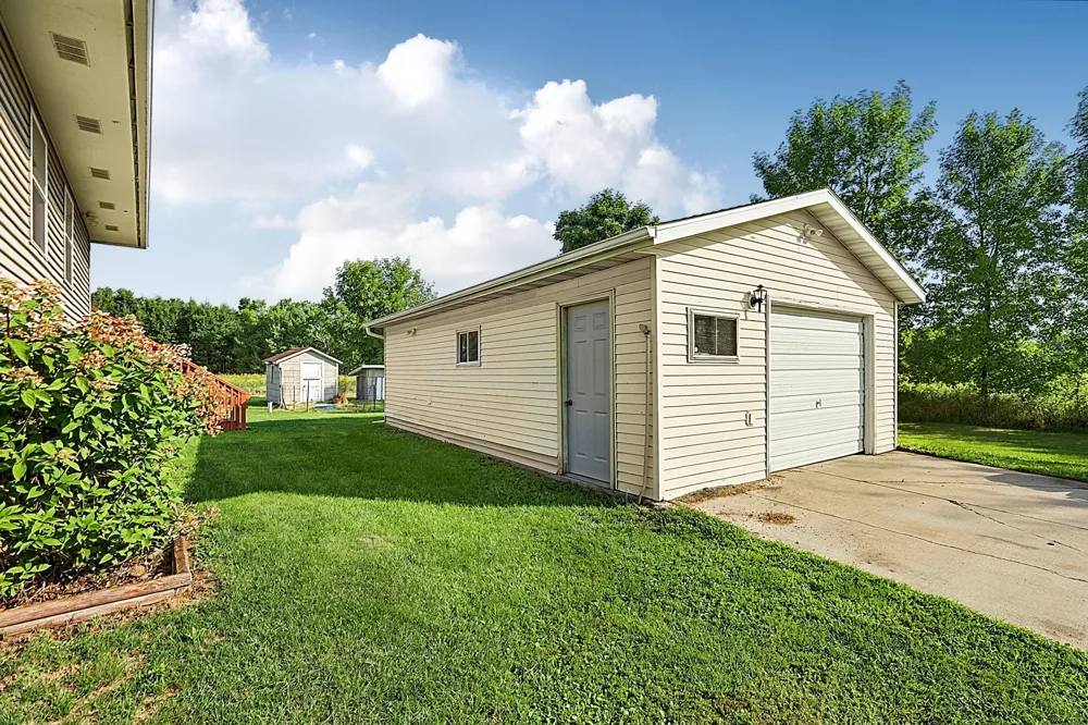 17311 Highway 23 NE Oak Park, MN 56357
