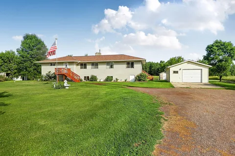 17311 Highway 23 NE