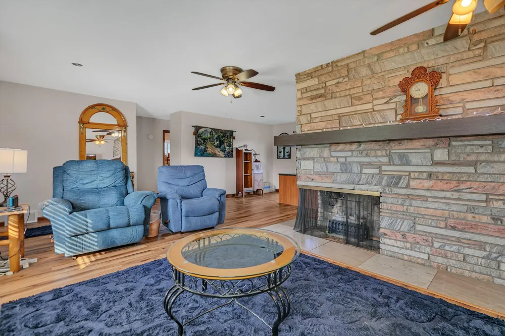 17311 Highway 23 NE Oak Park, MN 56357