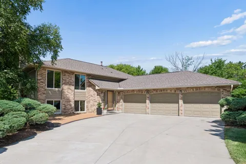 7011 Eagle Ridge