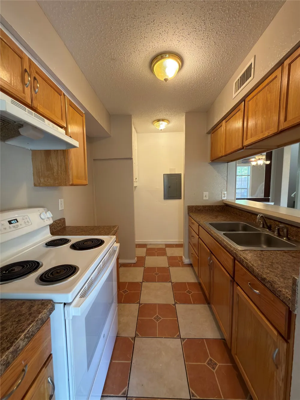 358 Valley Park Drive Garland, TX 75043