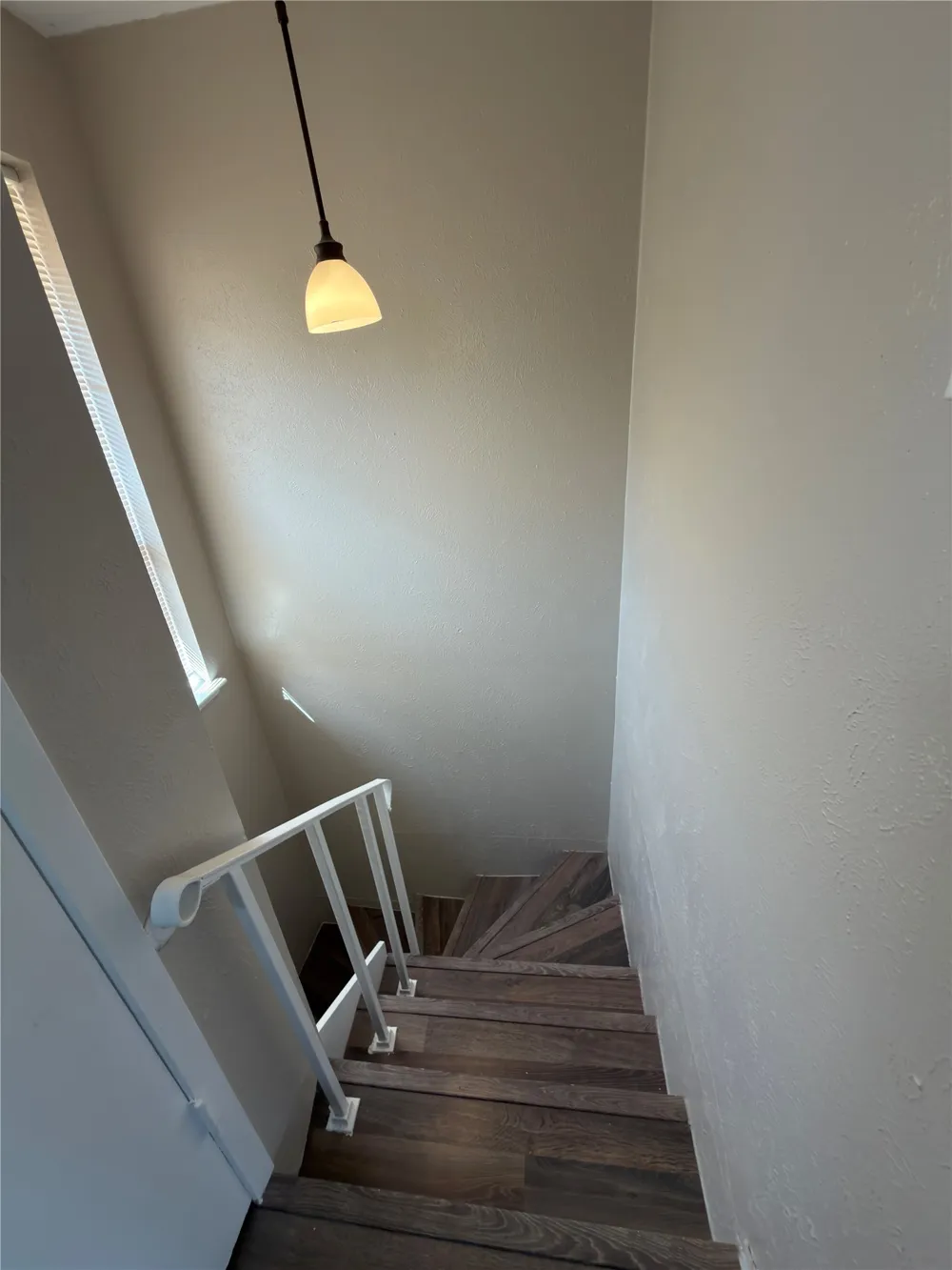 358 Valley Park Drive Garland, TX 75043