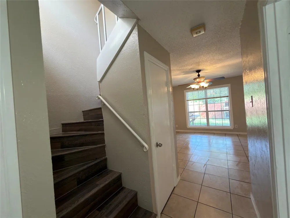 358 Valley Park Drive Garland, TX 75043