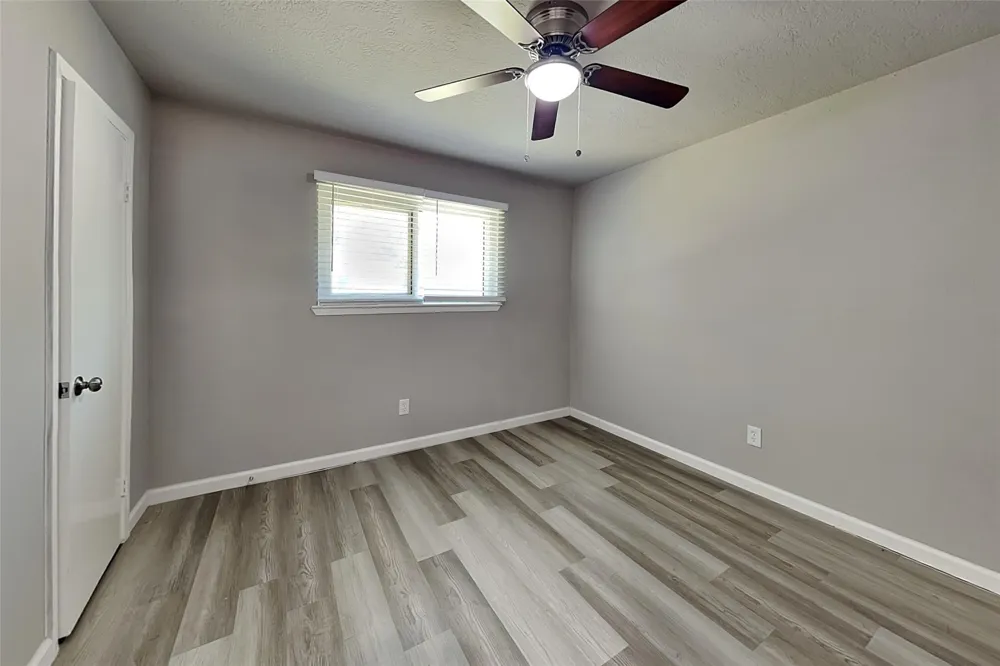 1618 Live Oak Hollow Street Pearland, TX 77581