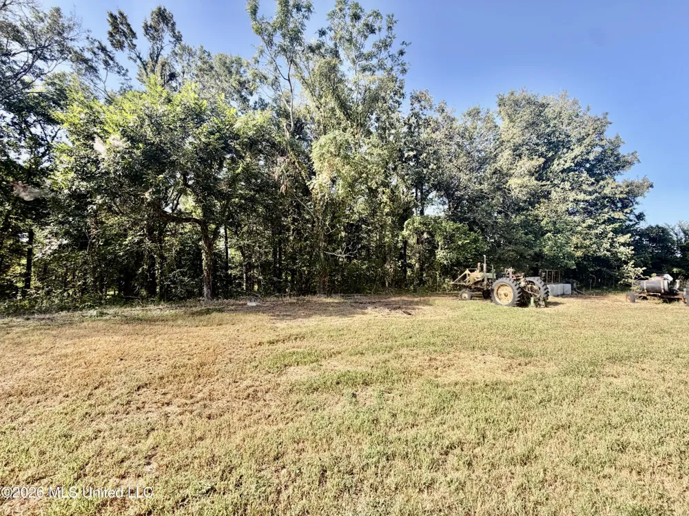 322 Walker Road Cleveland, MS 38732