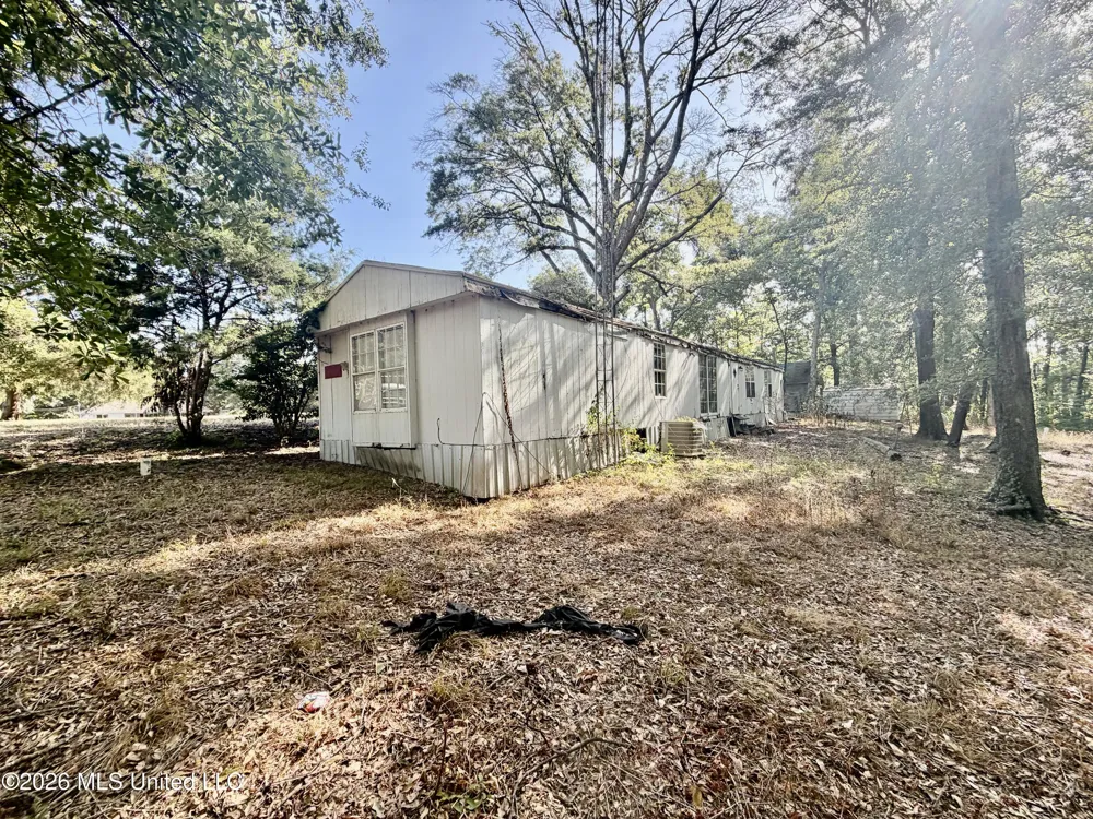322 Walker Road Cleveland, MS 38732