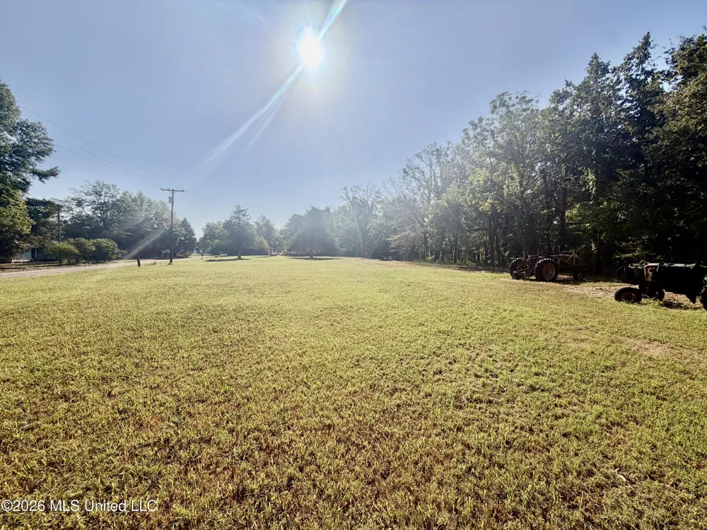 322 Walker Road Cleveland, MS 38732