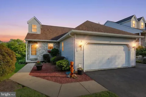 623 MISTY HILL LANE