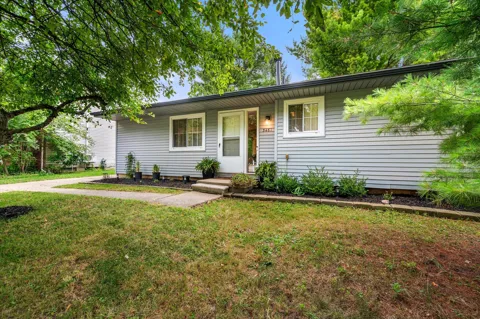 3461 Creek Drive