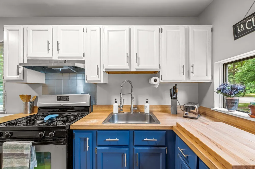 3461 Creek Drive Ann Arbor, MI 48108