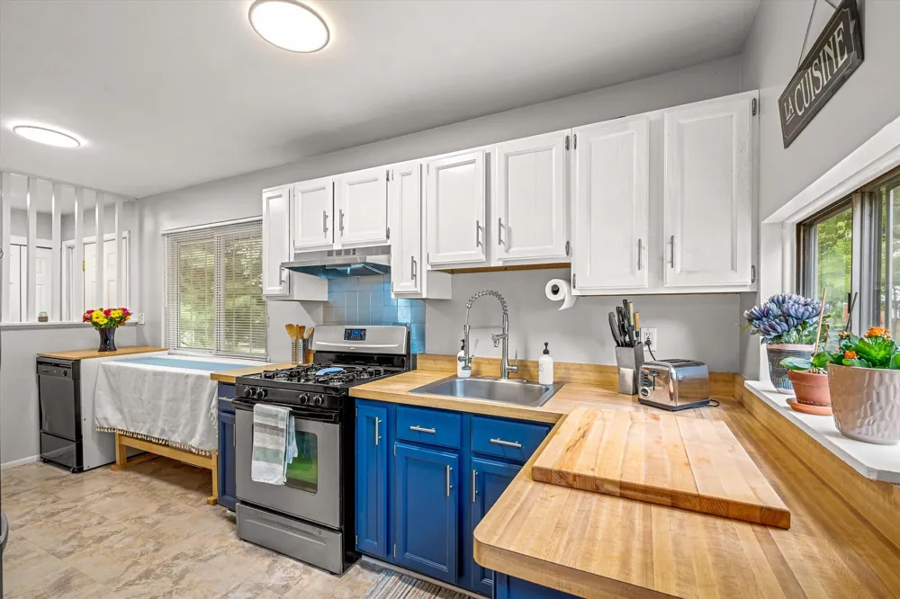 3461 Creek Drive Ann Arbor, MI 48108