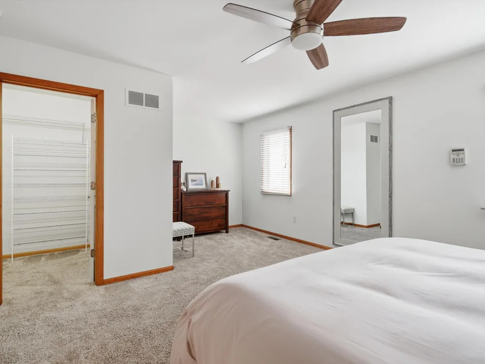 555 Sycamore Circle Saline, MI 48176